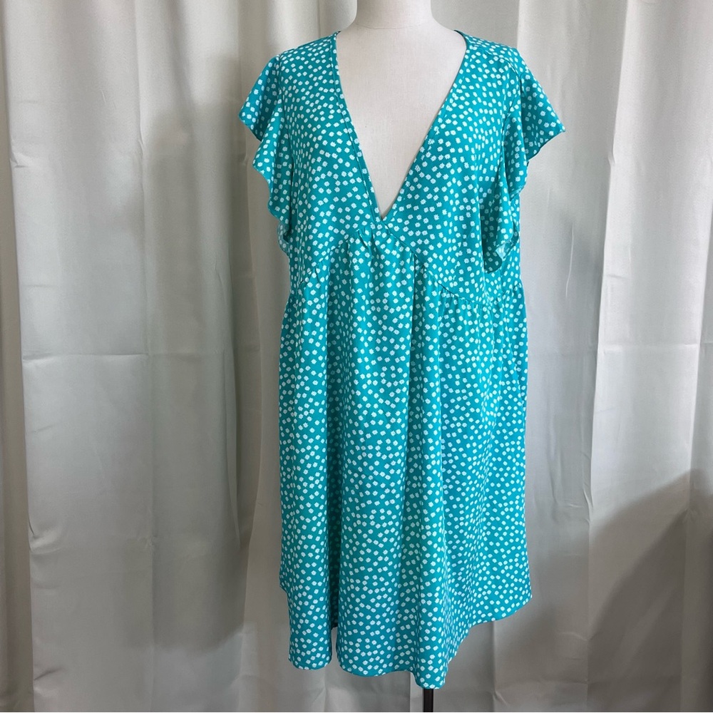 SHEIN Curvy Green Floral Flutter Sleeve Dress